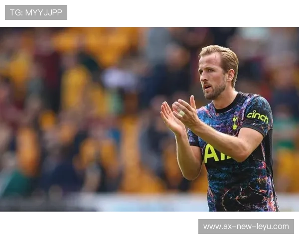 凯恩连线队友形成三角关系，热刺攻势完善度颇高